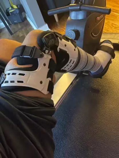 REFEET™ - KneeGlide állítható térdmerevítő